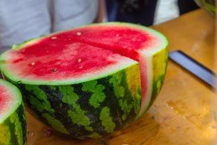 91黑料吃瓜每日大赛,揭秘娱乐圈幕后风云